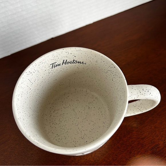 TIM HORTON'S Holiday Edition 2022 Coffee Mug Beige Speckled Tree - Picture 5 of 8